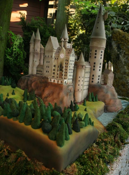 Hogwards. Hogwards.